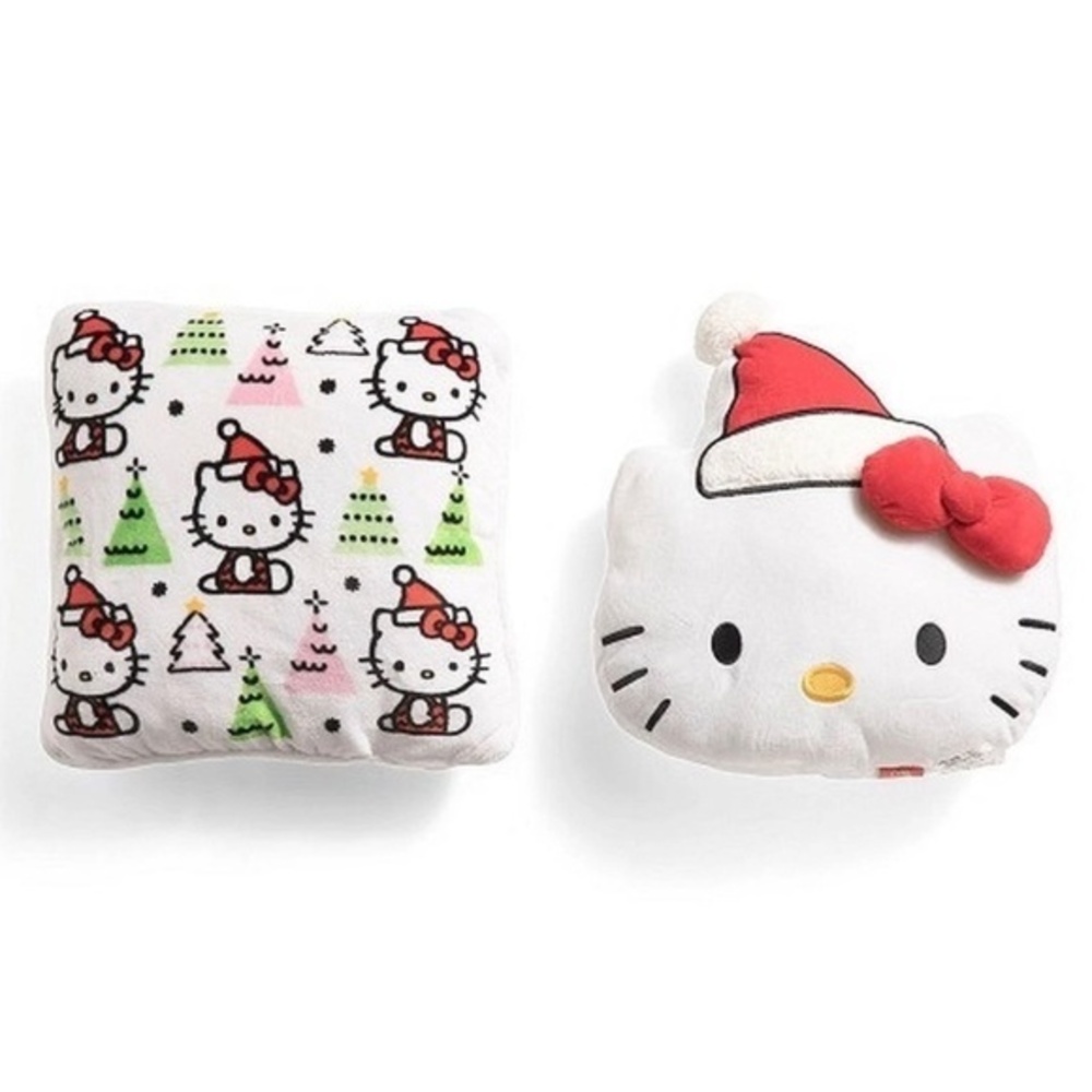 NEW Hello Kitty Christmas Pillow Set